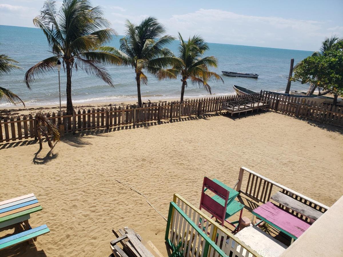 Pal'S On The Beach - Dangriga, Belize Exterior photo