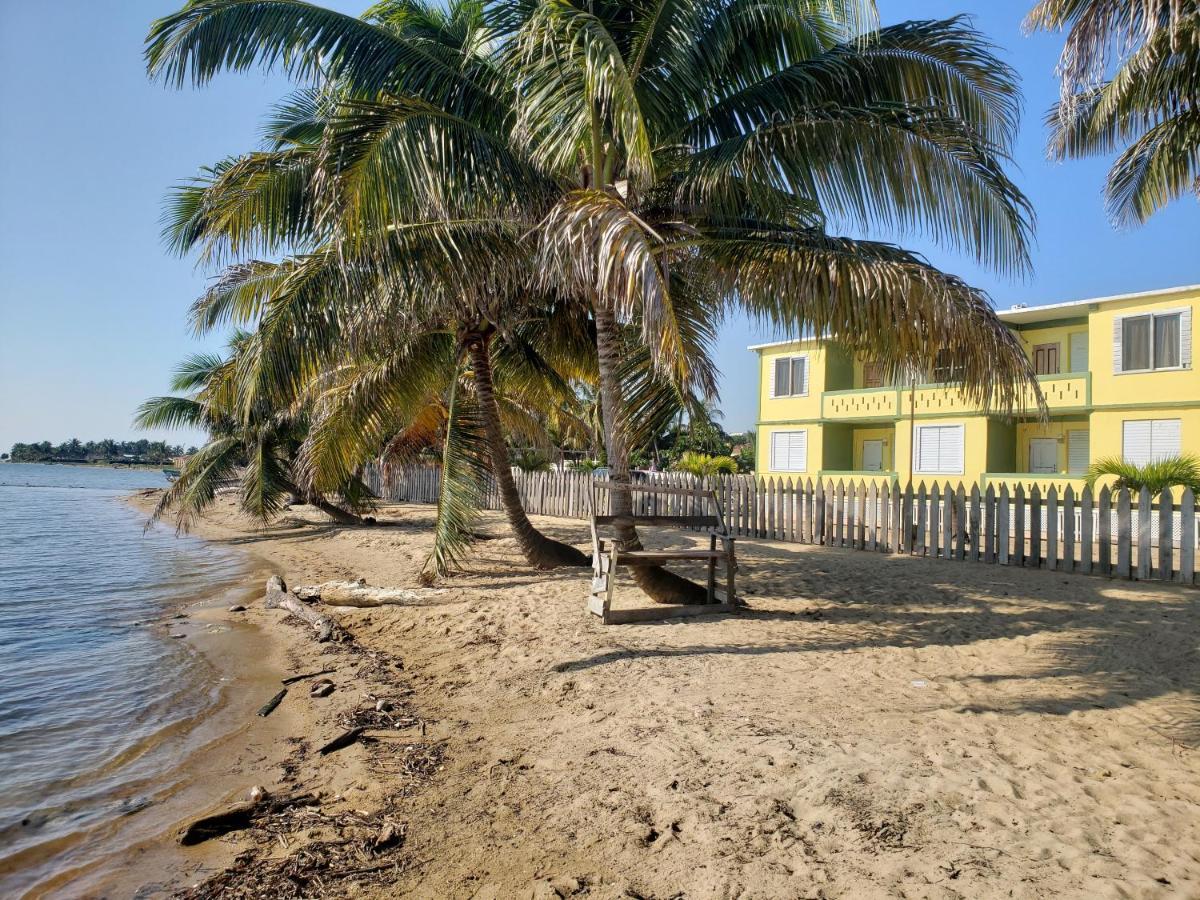 Pal'S On The Beach - Dangriga, Belize Exterior photo